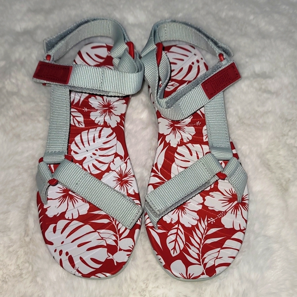 Cougar Sandals
